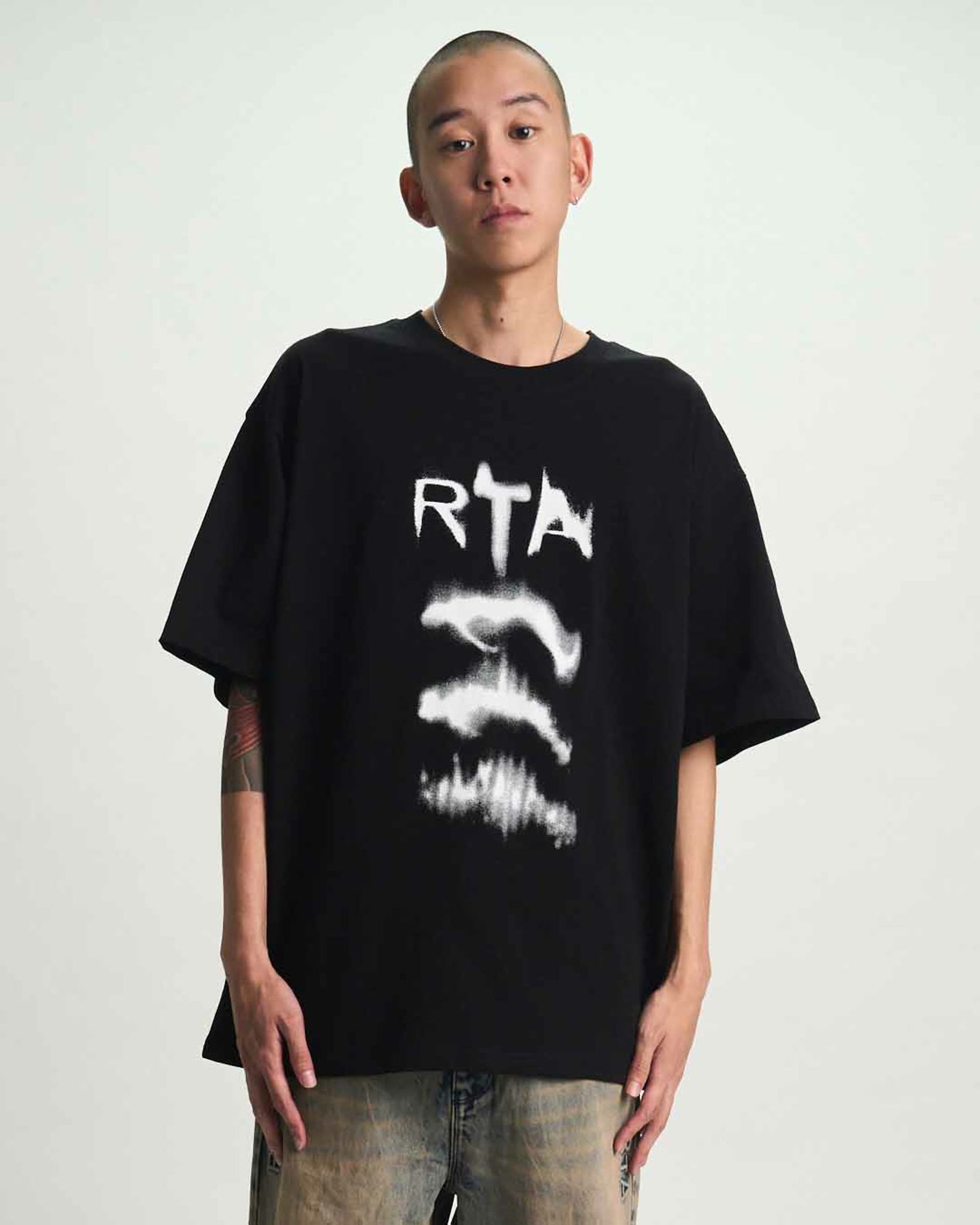 260420_RTA_Ecomm_Look17-006_2048x2048.jpg