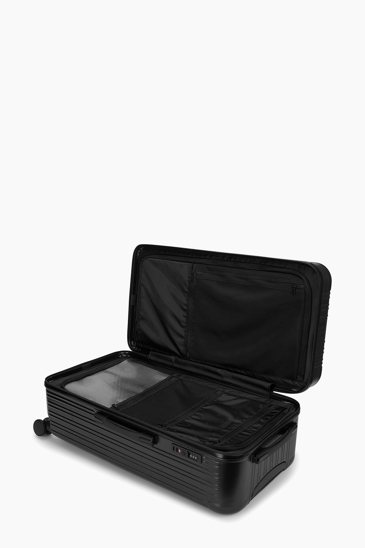 checkedluggage_5_2048x2048.jpg